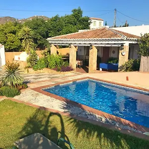 Mercedes Nerja